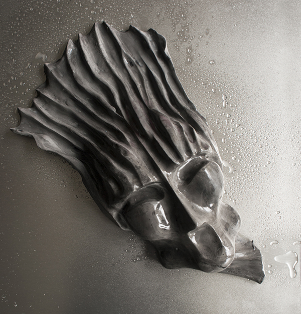 IZA - Isabelle Ardevol - Sculpture appelee le Cri, resine acrylique sur plaque d'aluminium, 2015
