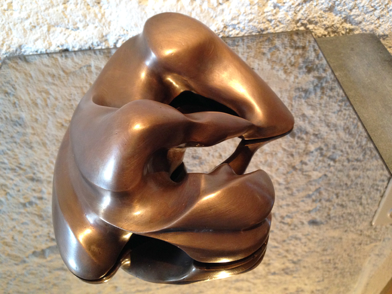 Isabelle Ardevol, Elle bronze sculpture casted in 2015. Represents a reclined woman