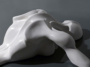 IZA, Isabelle Ardevol, woman contemporary artist, sculptress, art, The fallen angel, acrylic resin sculpture representing a female back emerging. 2014