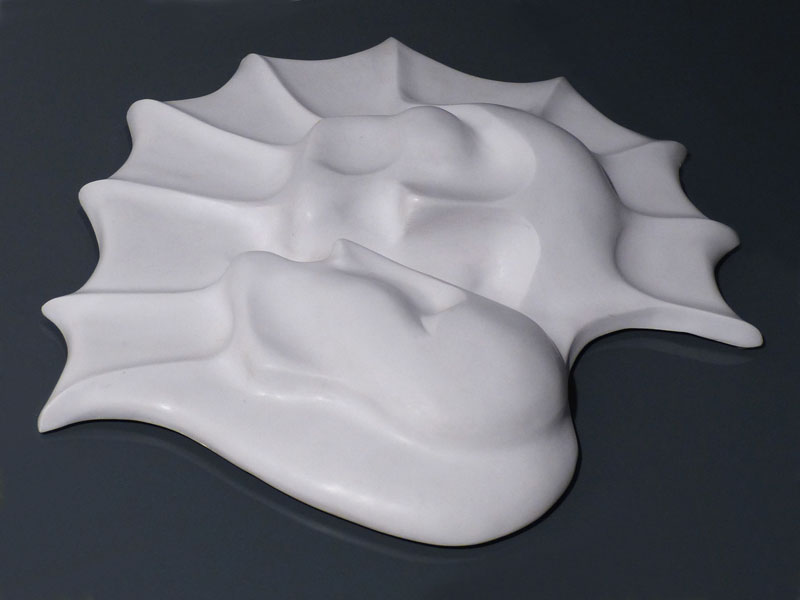 IZA - Isabelle Ardevol - Sculpture appelee Couple solaire, resine acrylique, 2012