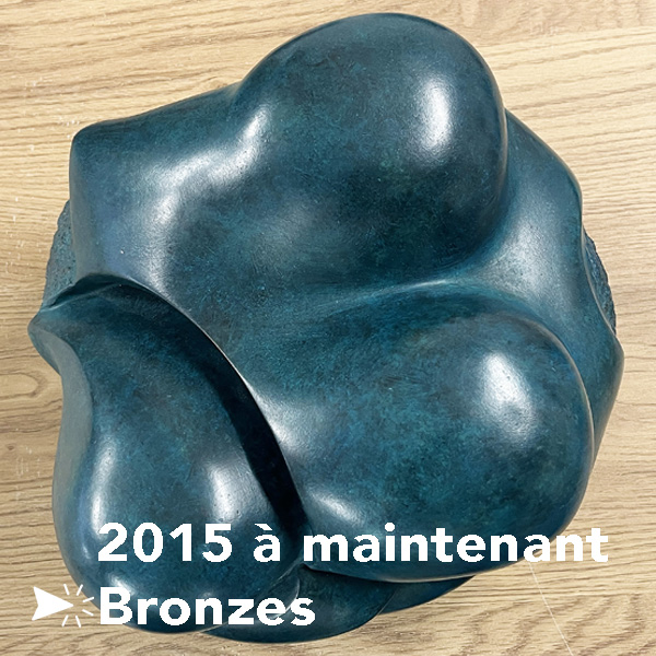 IZA, Isabelle Ardevol, femme artiste contemporain, sculpteure, sculptrice, art vers sculptures en bronze. Elle realise ses moules, cires et ciselures a partir de ses oeuvres originales en pierre. Sculpteure et art contemporain, Lausanne