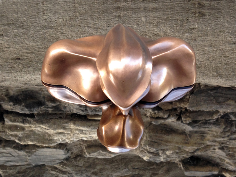 IZA -artiste Isabelle Ardevol - Dormeuse, sculpture en bronze, 2015