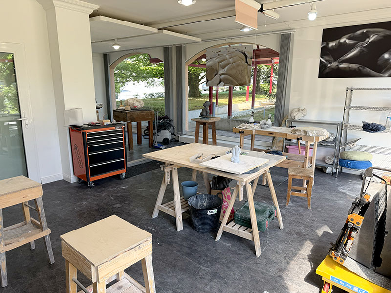 IZA - Isabelle Ardevol, atelier de sculpture a Pully, vue interieure